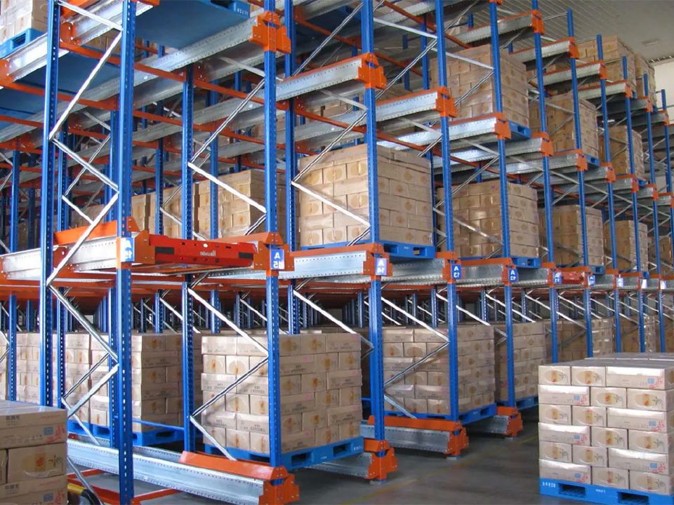 1210 open deck 3-runner plastic pallet industry use 1