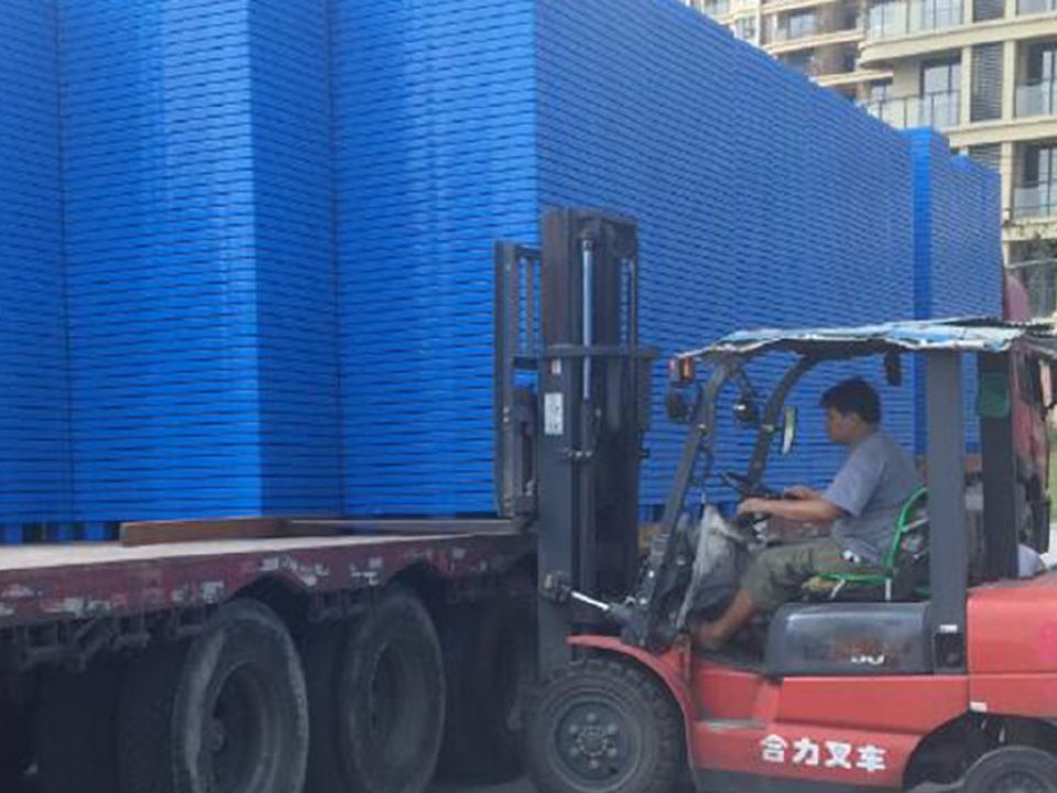 1210 open deck 9-leg plastic pallet industry use 1