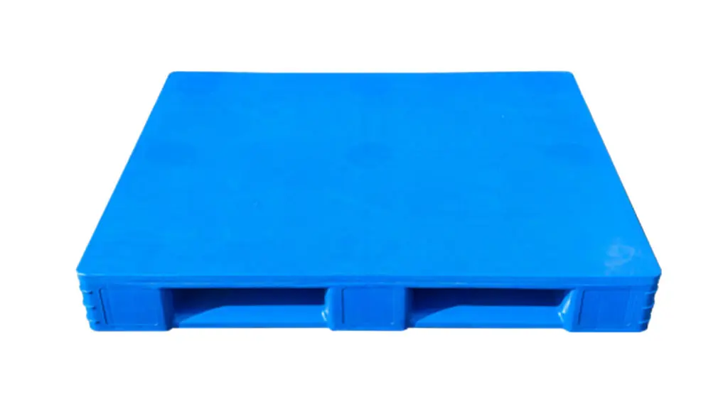 Palettes plastique à plateau fermé : quand spécifier une surface lisse